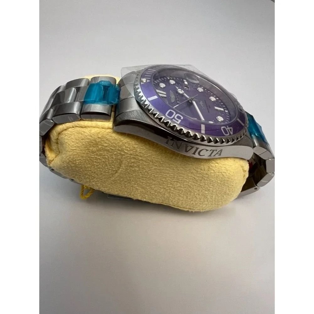 #W037 Invicta Pro Diver 32058 Purple Dial 43mm Stainless Steel Quartz 100M Watch
